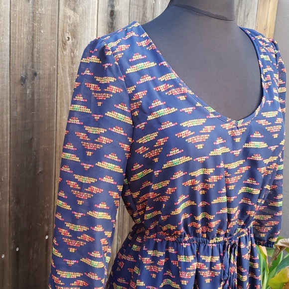 Mid-sleeve dress - Picture 2 of 7